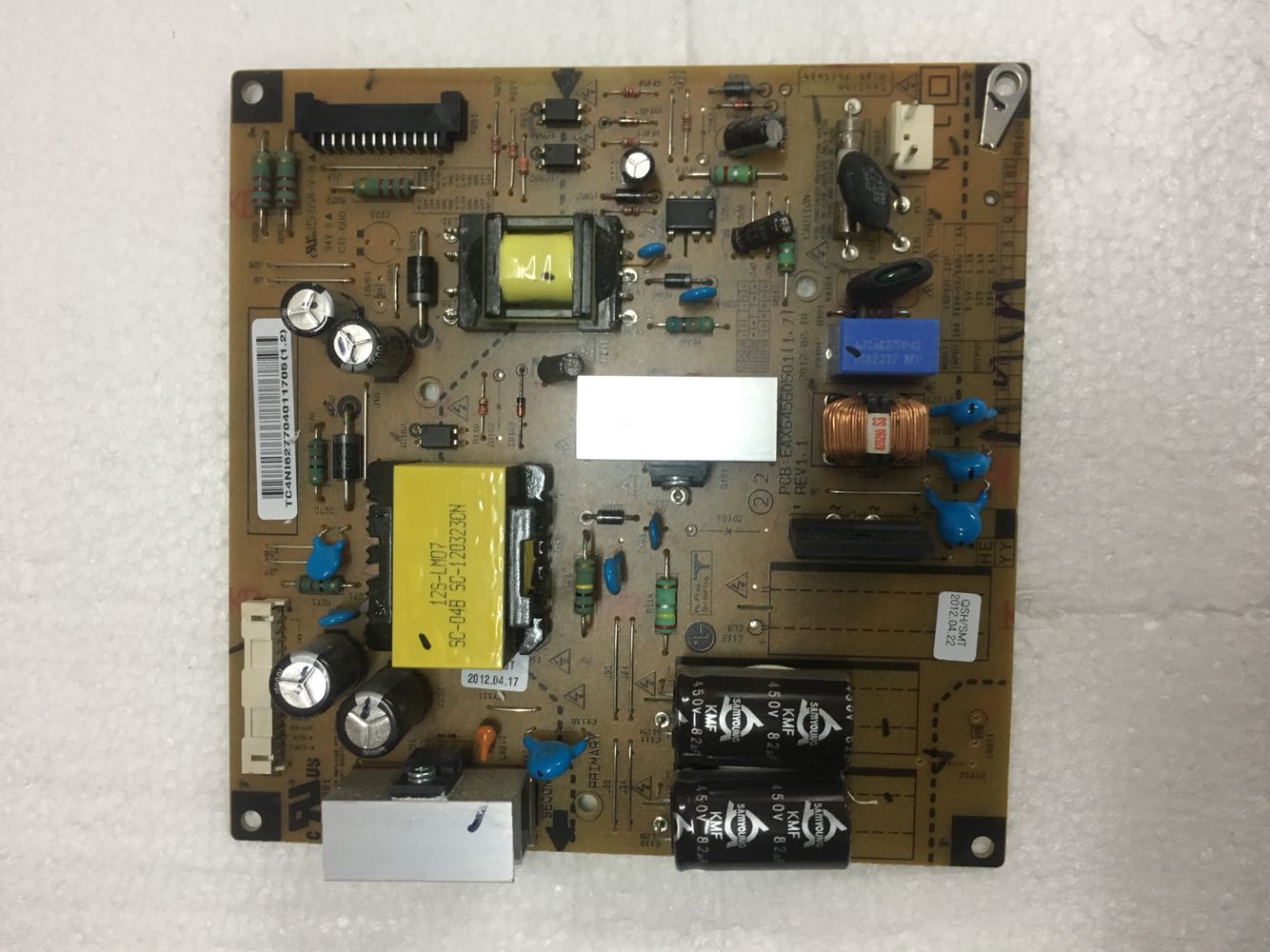 LGP32F-12P 100-240V~50/60HZ 1.6A /EAX64560501 (1.7) PEV1.1 LCD L